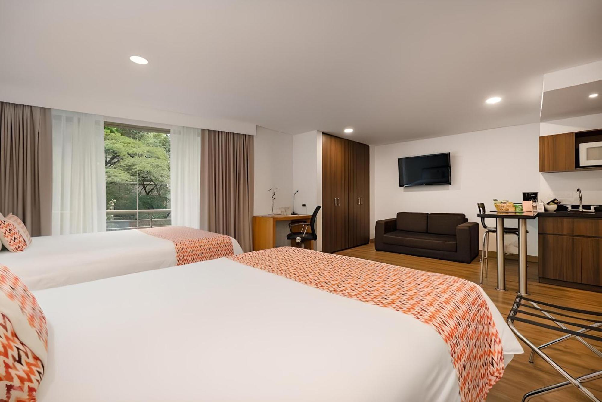 Leblon Suites Hotel Medellin Luaran gambar