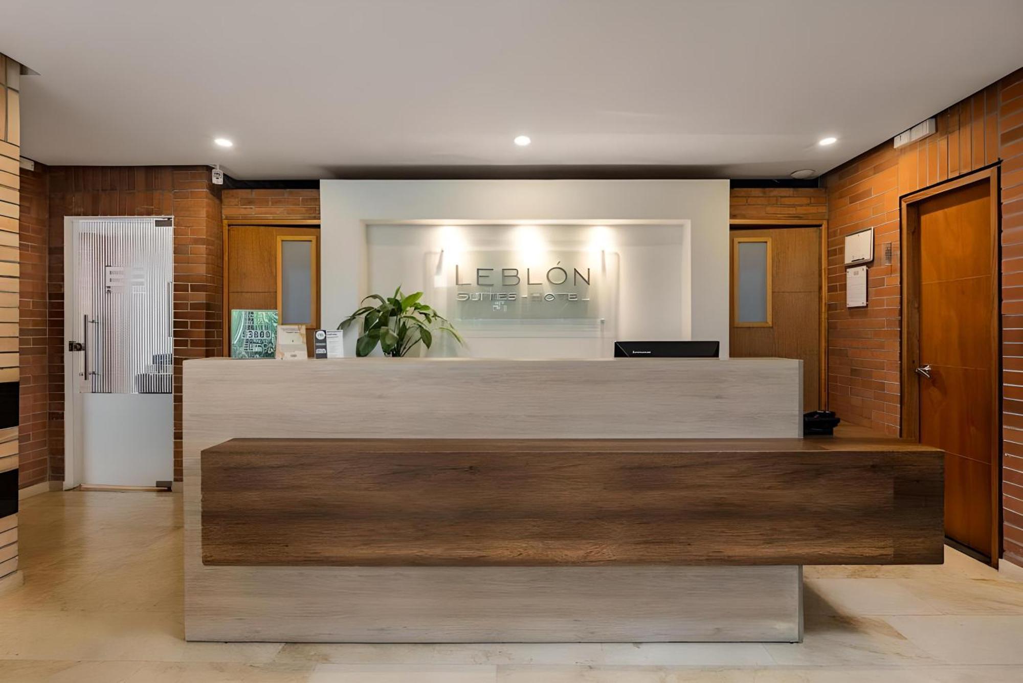 Leblon Suites Hotel Medellin Luaran gambar