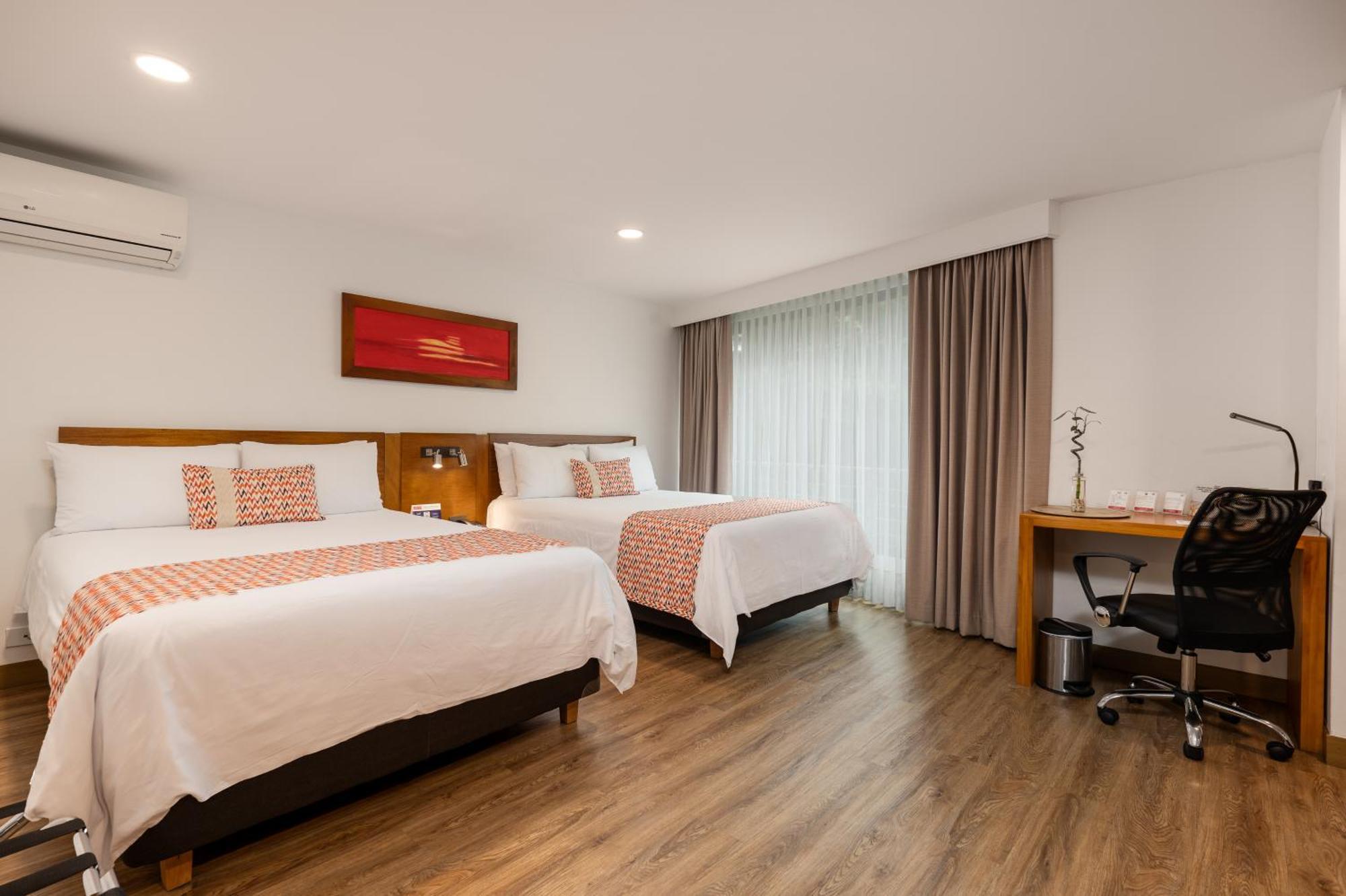 Leblon Suites Hotel Medellin Luaran gambar