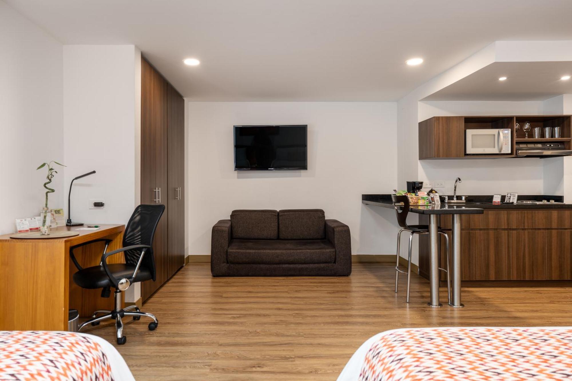 Leblon Suites Hotel Medellin Luaran gambar