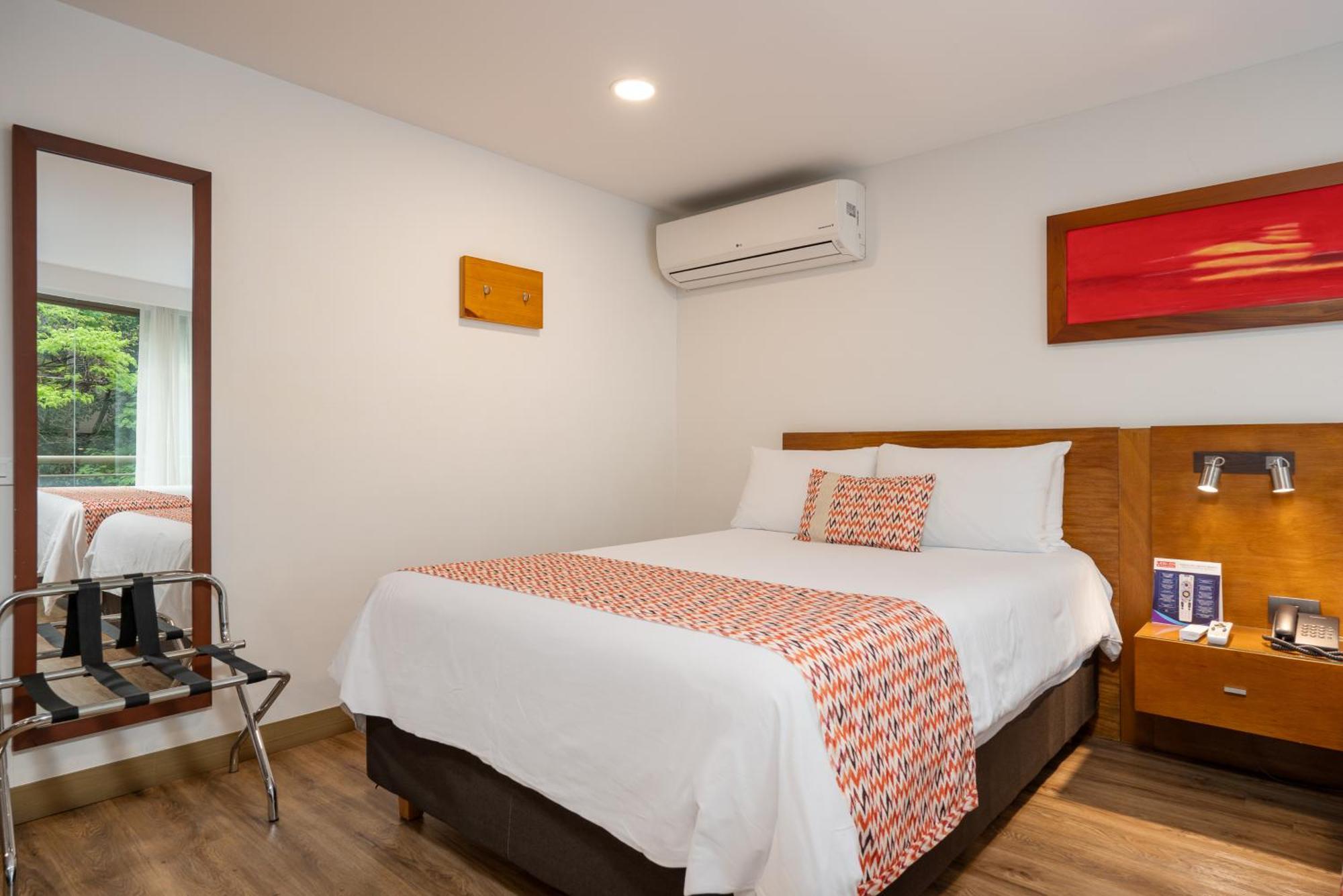 Leblon Suites Hotel Medellin Luaran gambar
