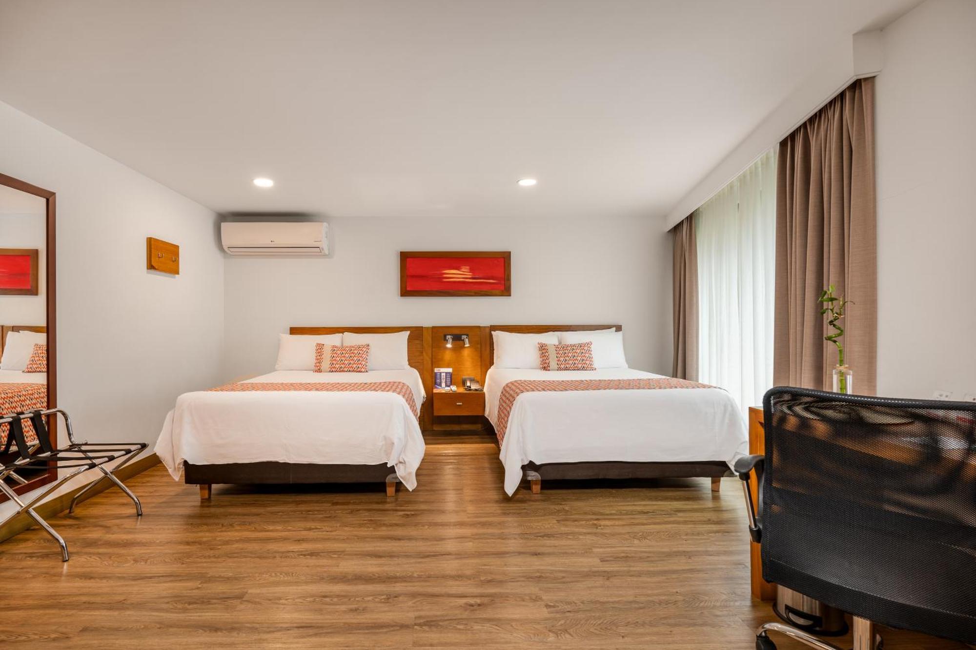 Leblon Suites Hotel Medellin Luaran gambar